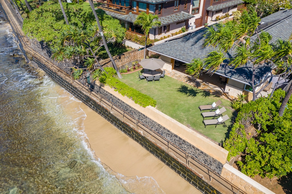 Oceanfront Home Located along the Beautiful Gold Coast of Oahu