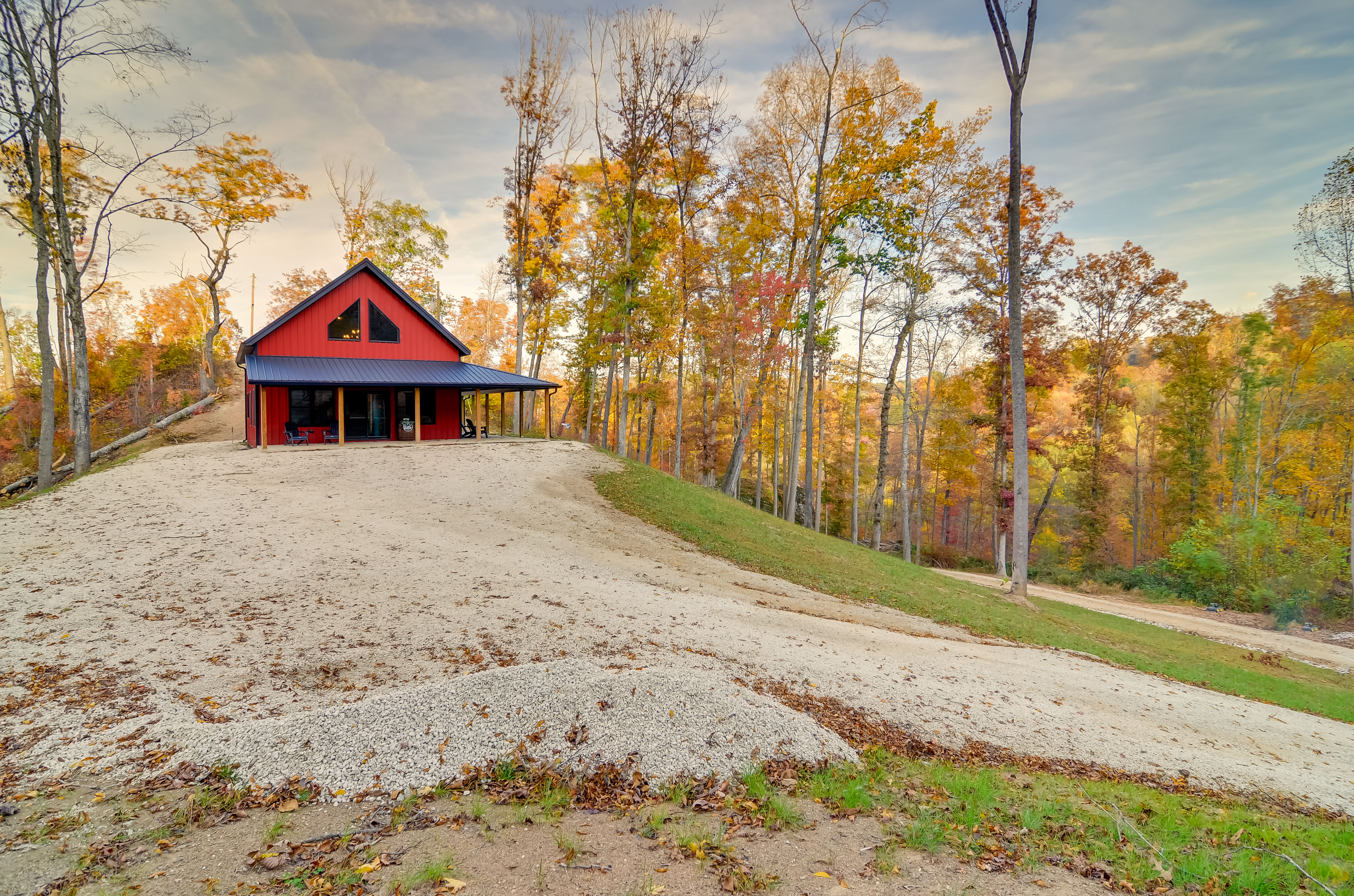 Hike & Climb: Pet-Friendly Red River Gorge Cabin!