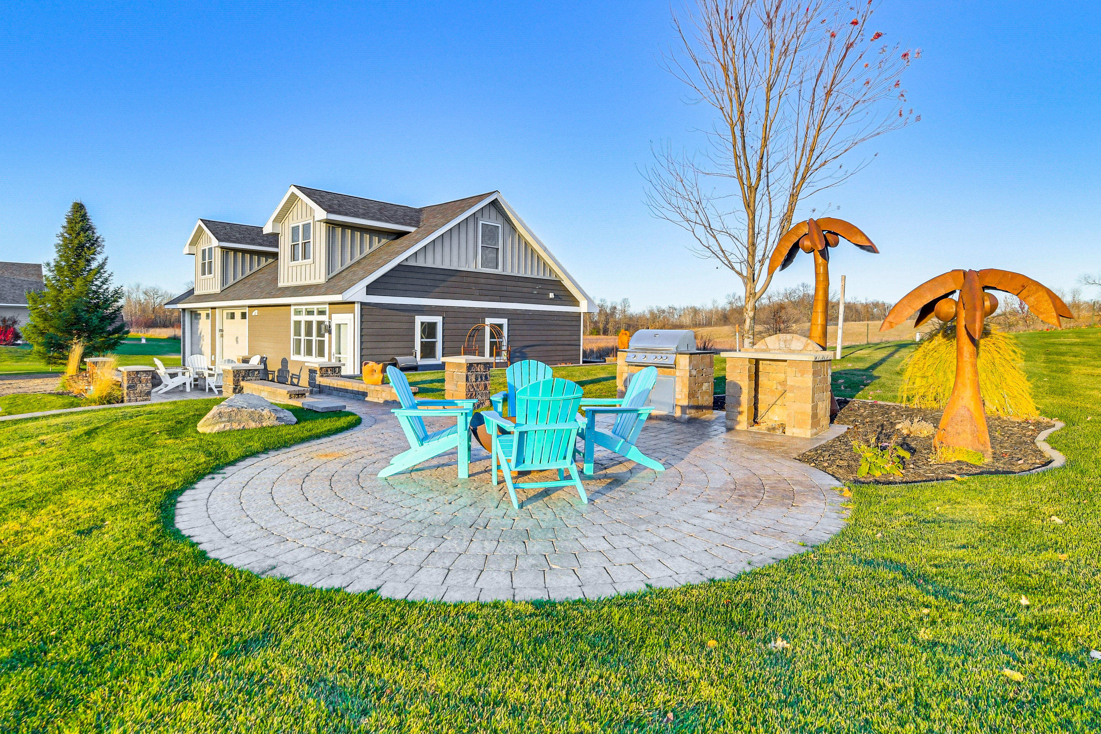 Lakefront Gem: Grills & Fire Pit in Dent