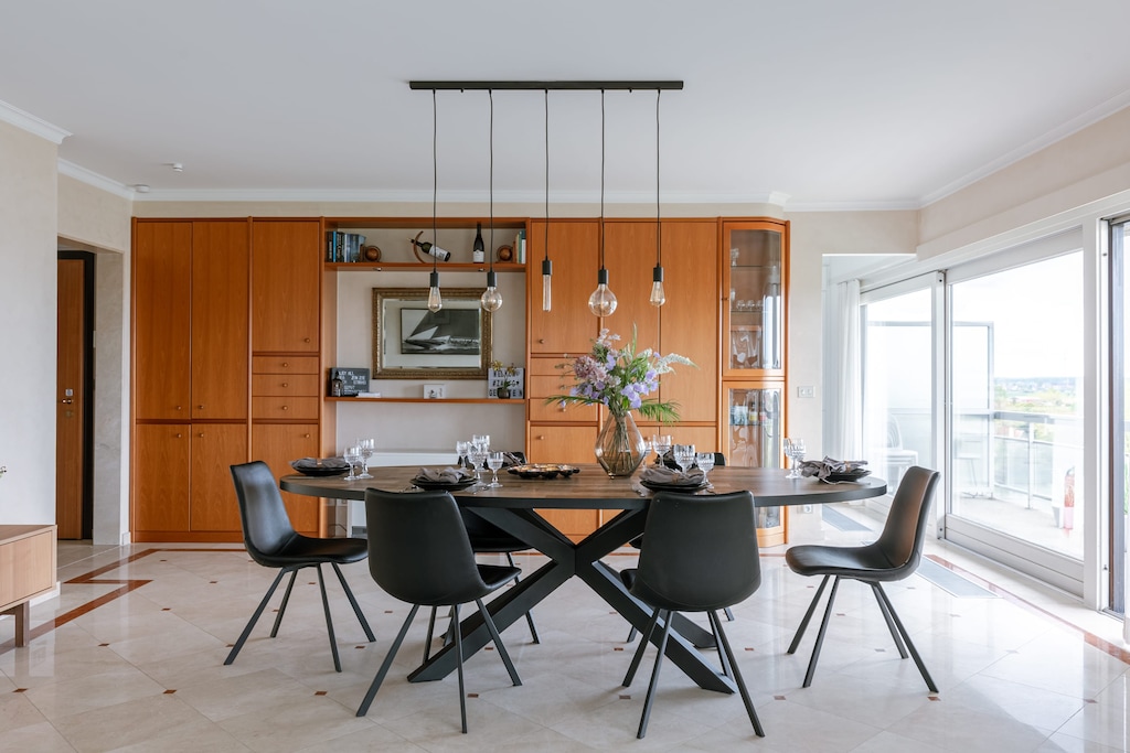 Brightful dining Room