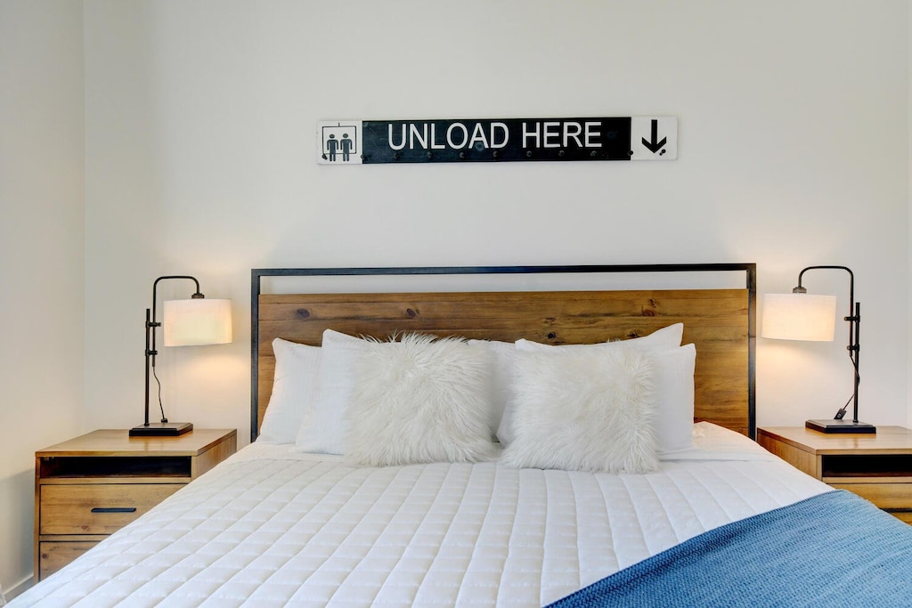 Comfortable King Bed