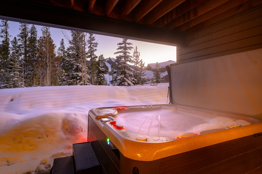 Private Hot Tub