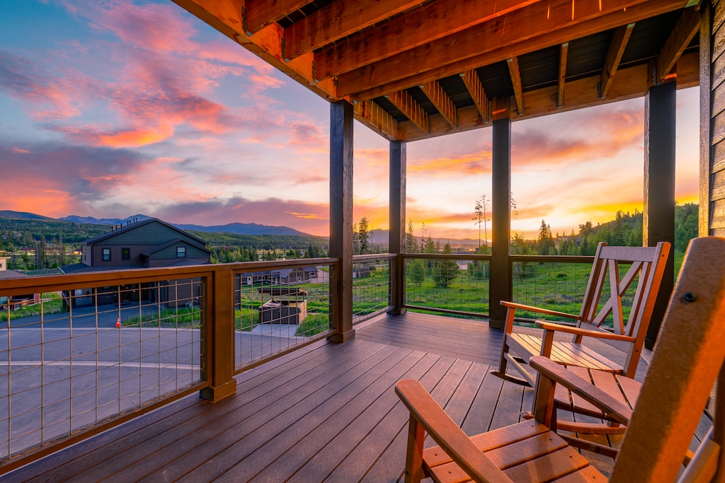 Lower Deck with Seating Area