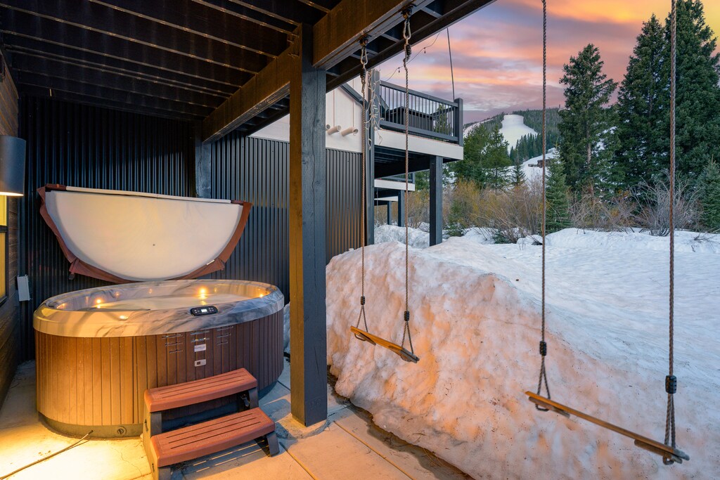 Ski Resort Views from Private Hot Tub
