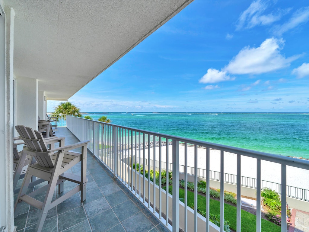 Waterview Towers 201 balcony