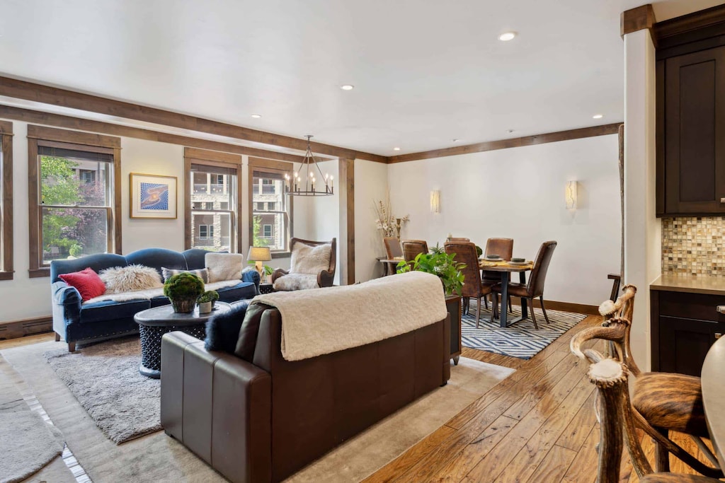 woodrunplace-20-5756_54064243202_o