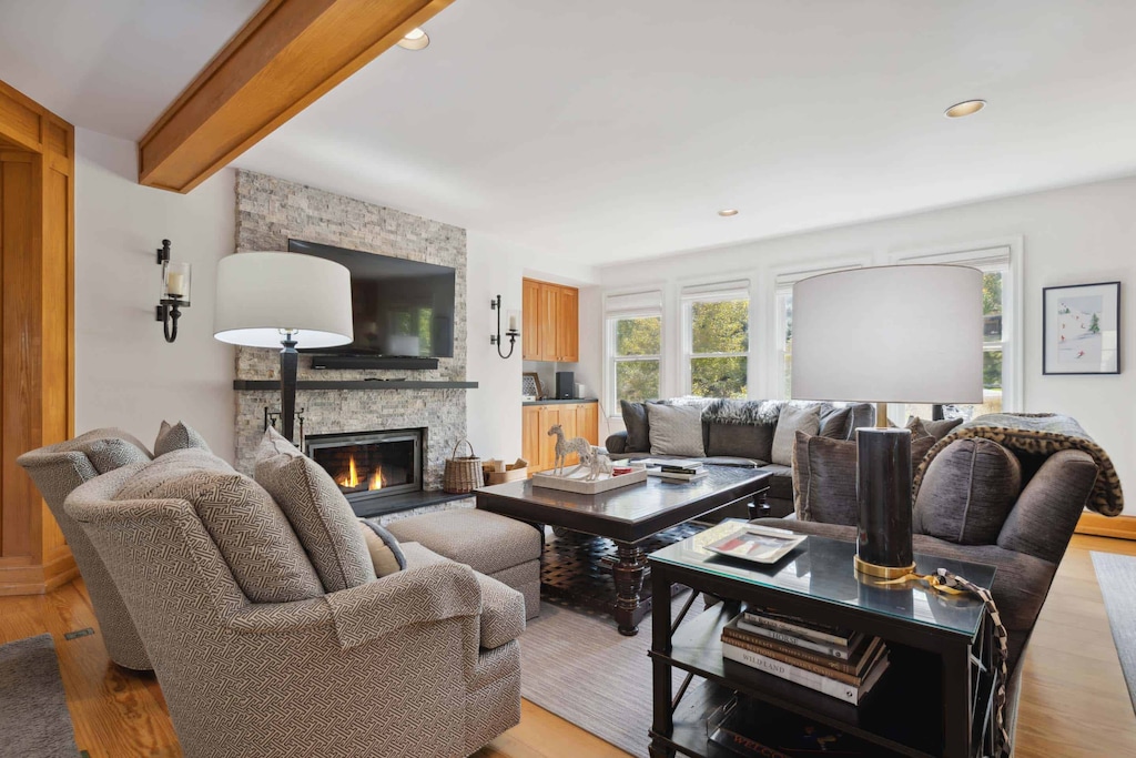 woodrunplace-22-3270_54030092303_o