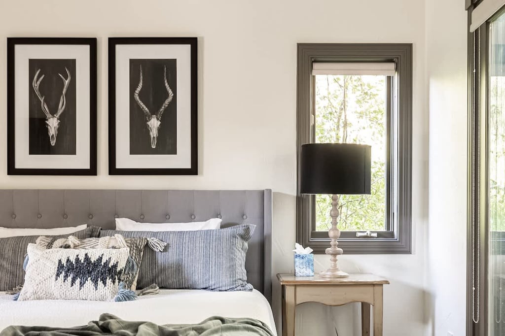 Bedroom 2 - King bed and en suite bath