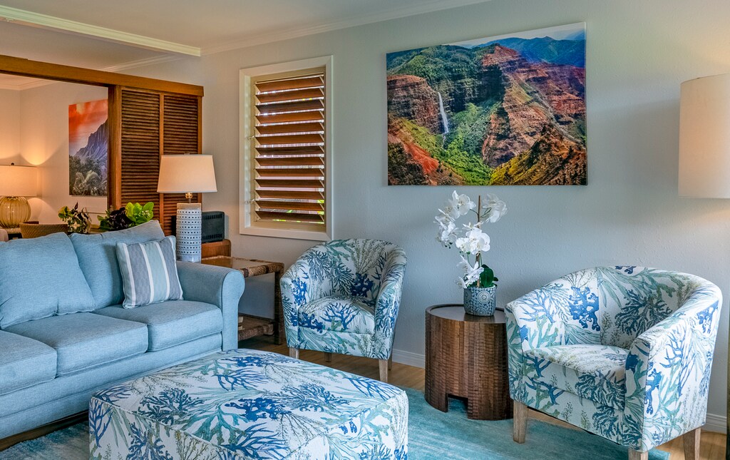 Hanalei vacation Rentals | Hanalei Colony Resort C2 living room