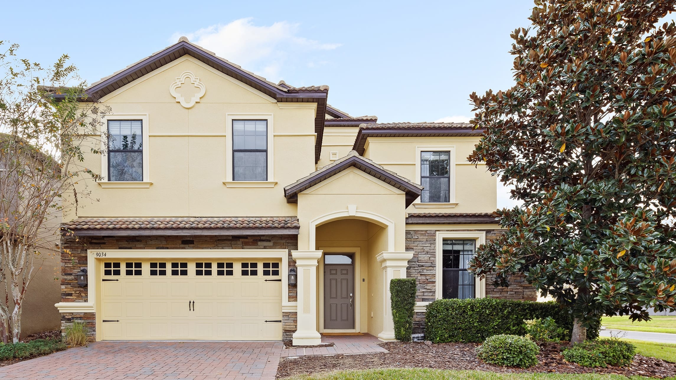 Convenient and easy parking.