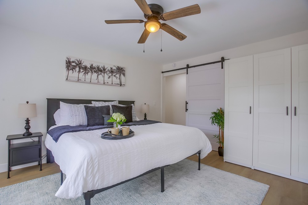 F-80 | Seaside Escape