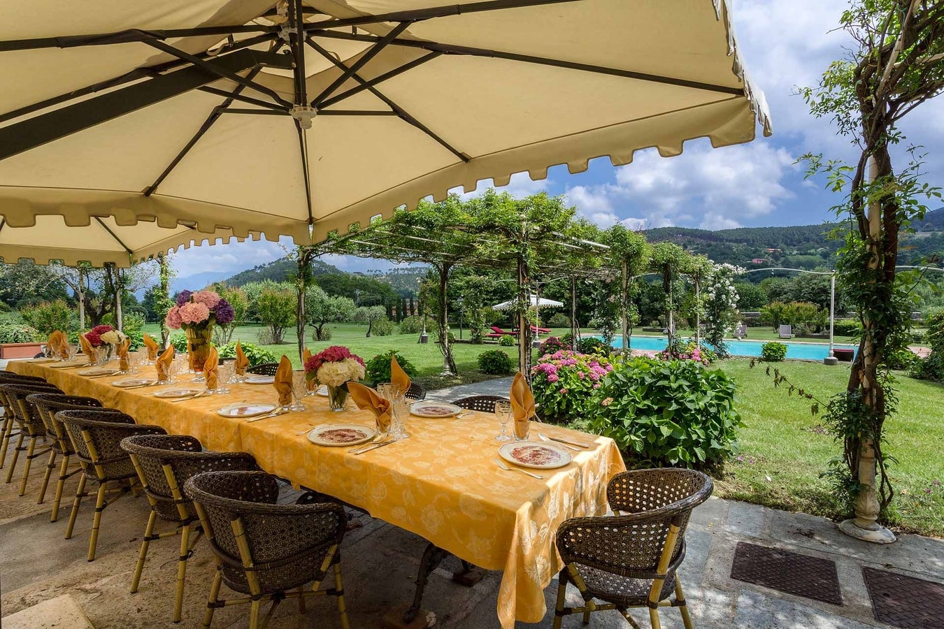 Luxury villa in Tuscany with private pool Luxury villa in Tuscany with private pool