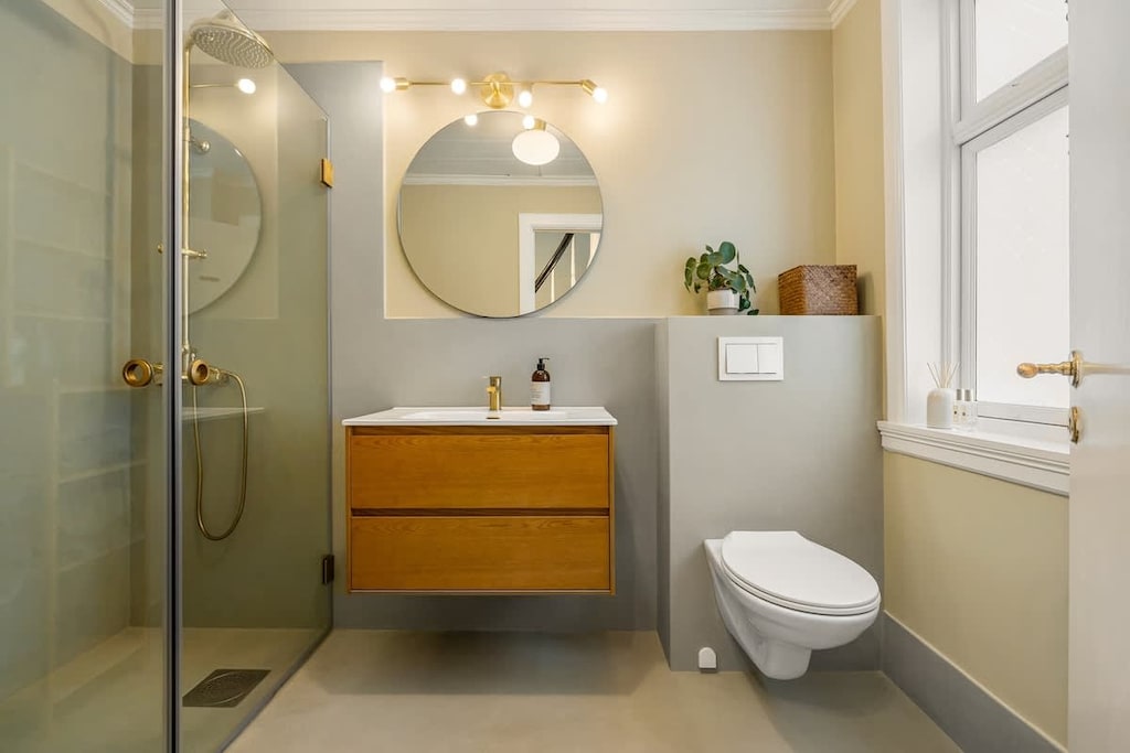 Moderne bad med topp fasiliteter! Her kan du nyte en lang, varm dusj etter en minnerik dag i Bergen.