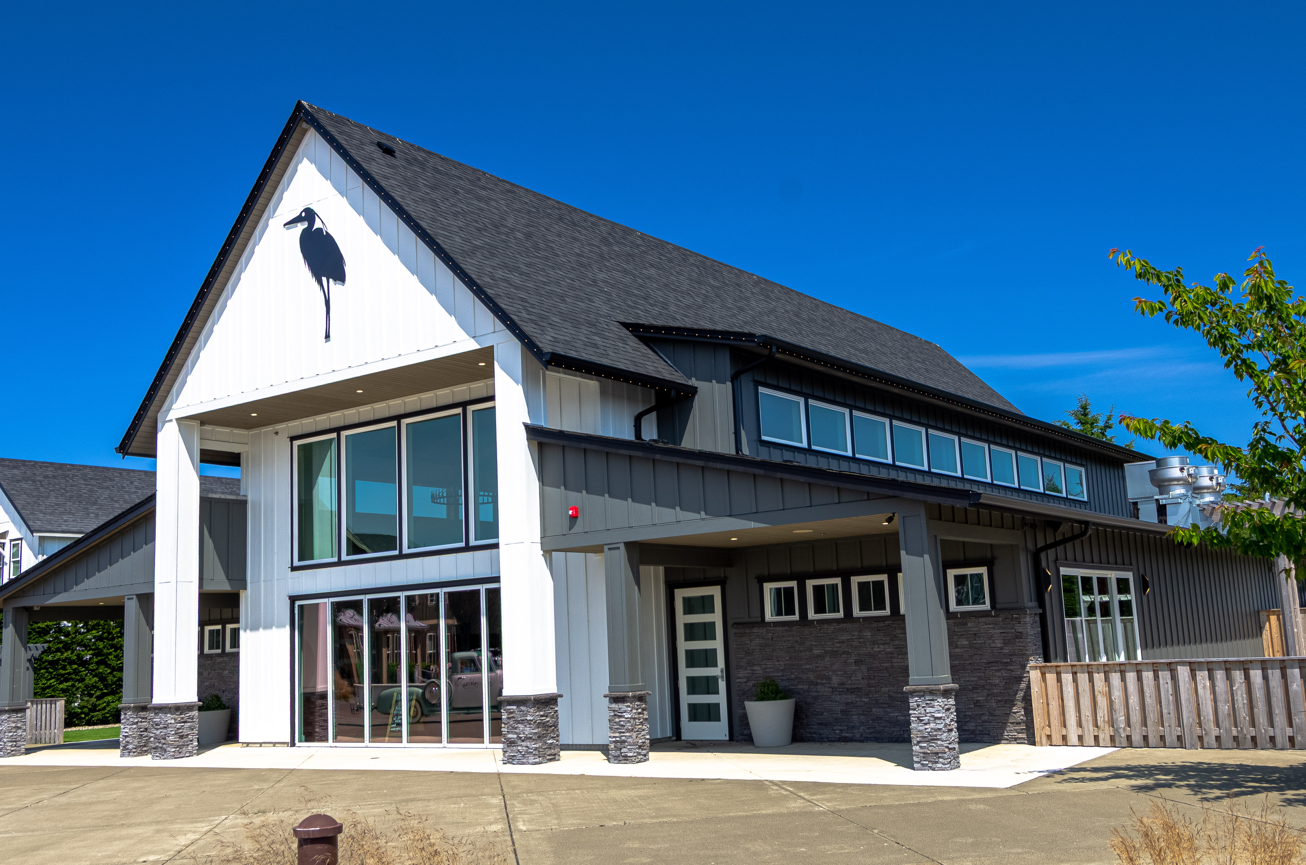 Sasquatch Shore House - Oyhut Bay Seaside Resort