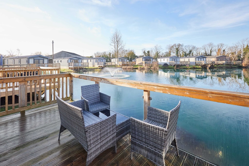 Serenity, Amotherby - Host & Stay