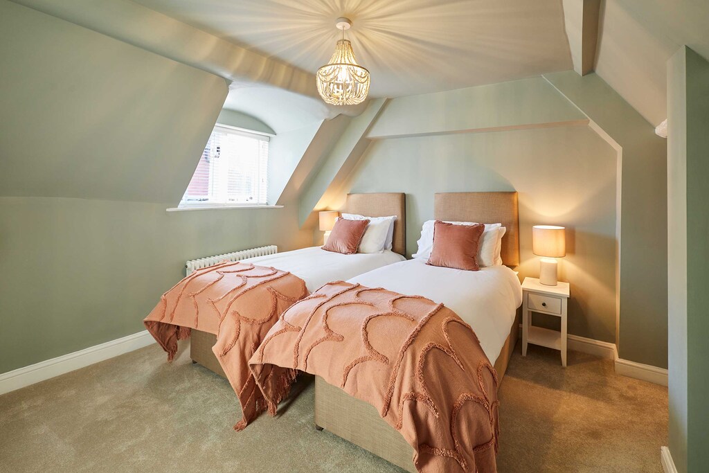 Dalton House, Whitby - Host & Stay