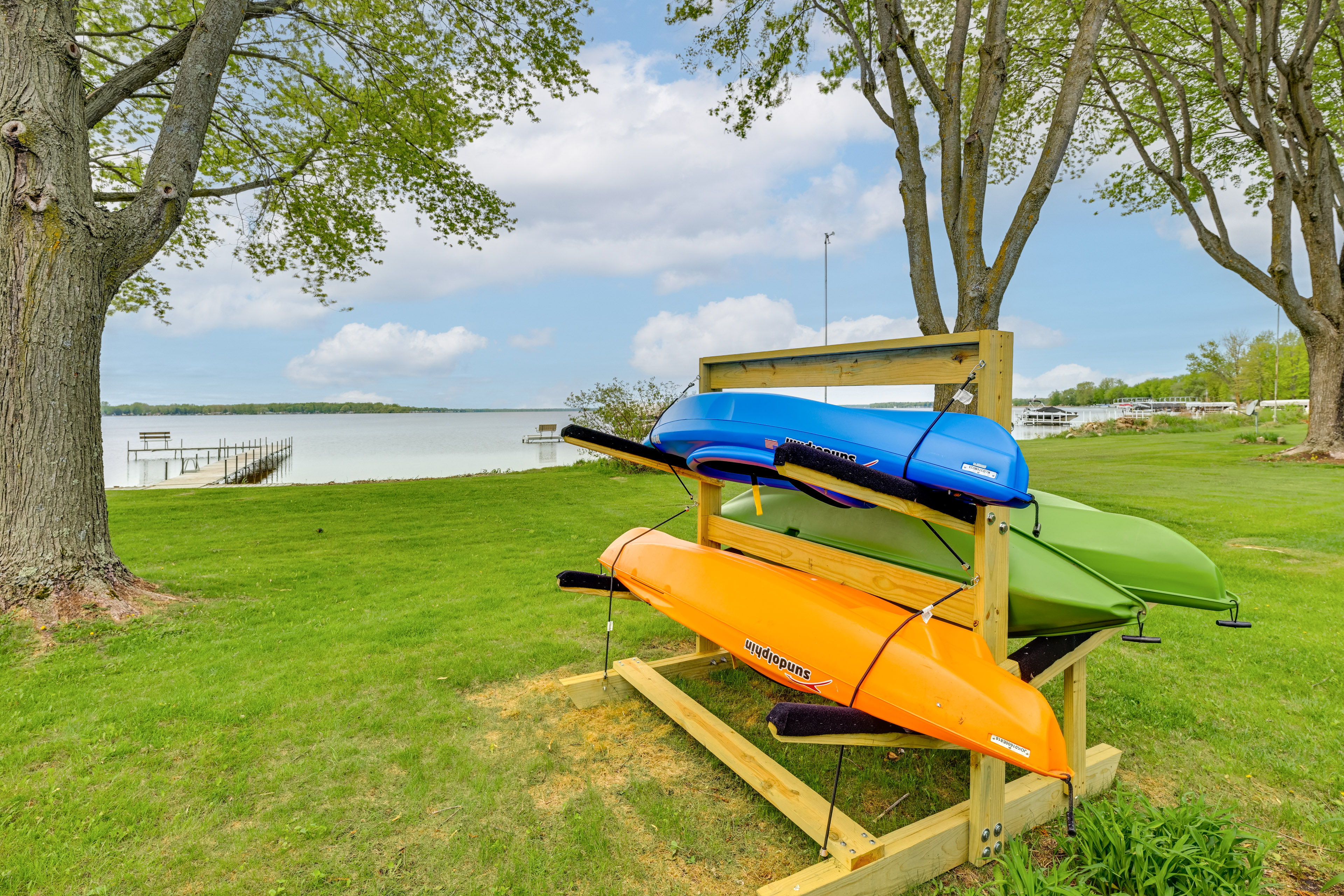 Shawano Lake House w/ Boat Dock, Kayaks, & Grill!