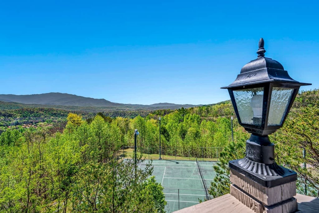 Shared Amenity - Sky-Deck View & Tennis Court
