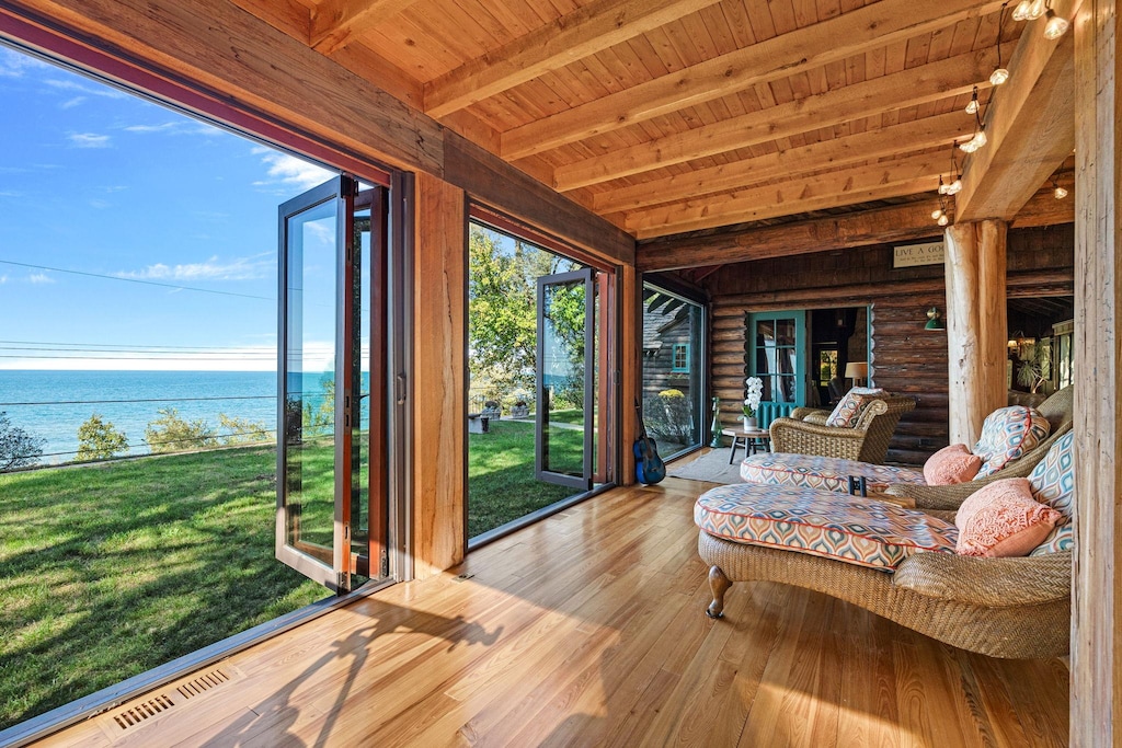 Photo by Erin Watson