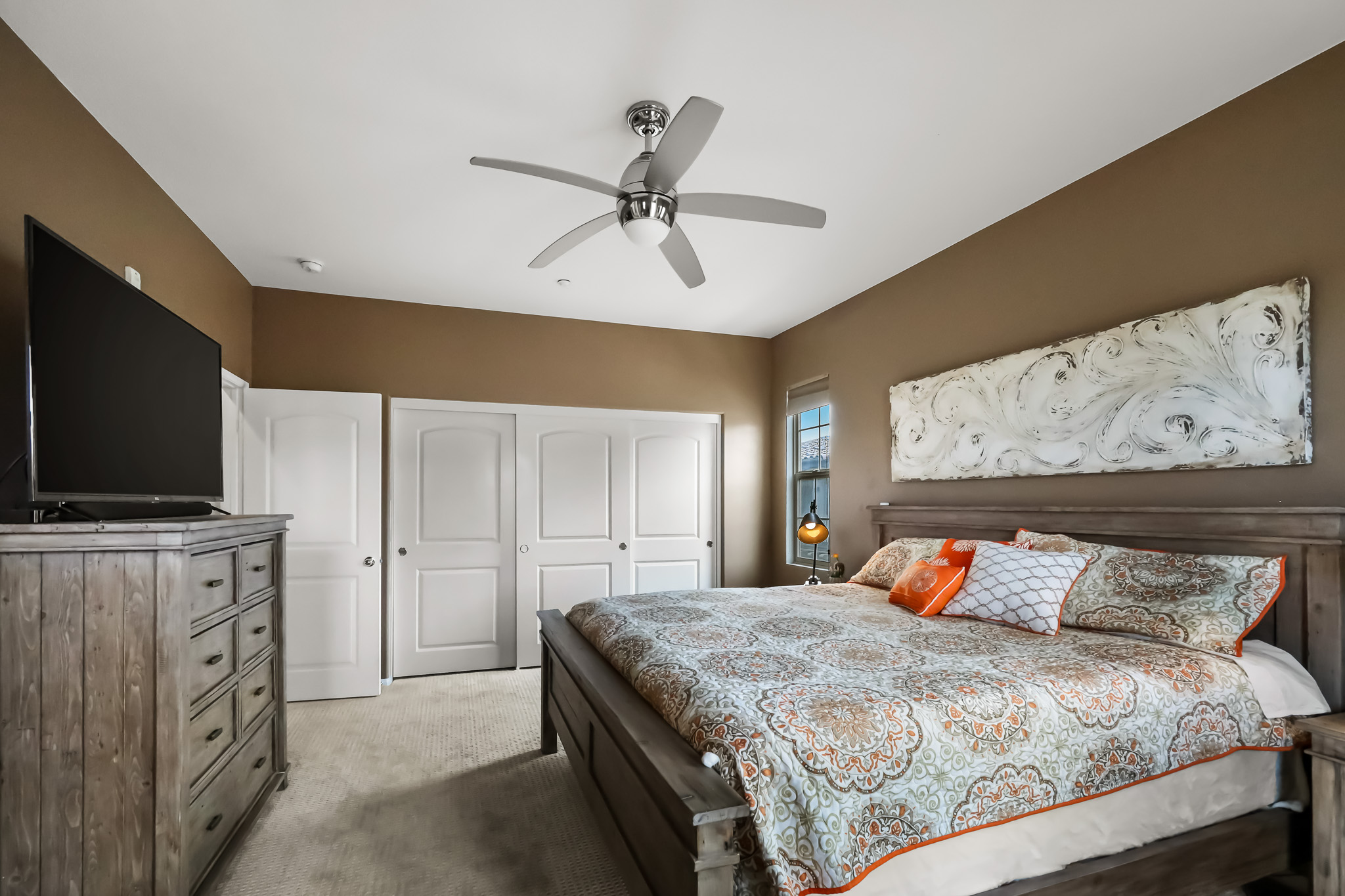 K0510 - Primary bedroom closet