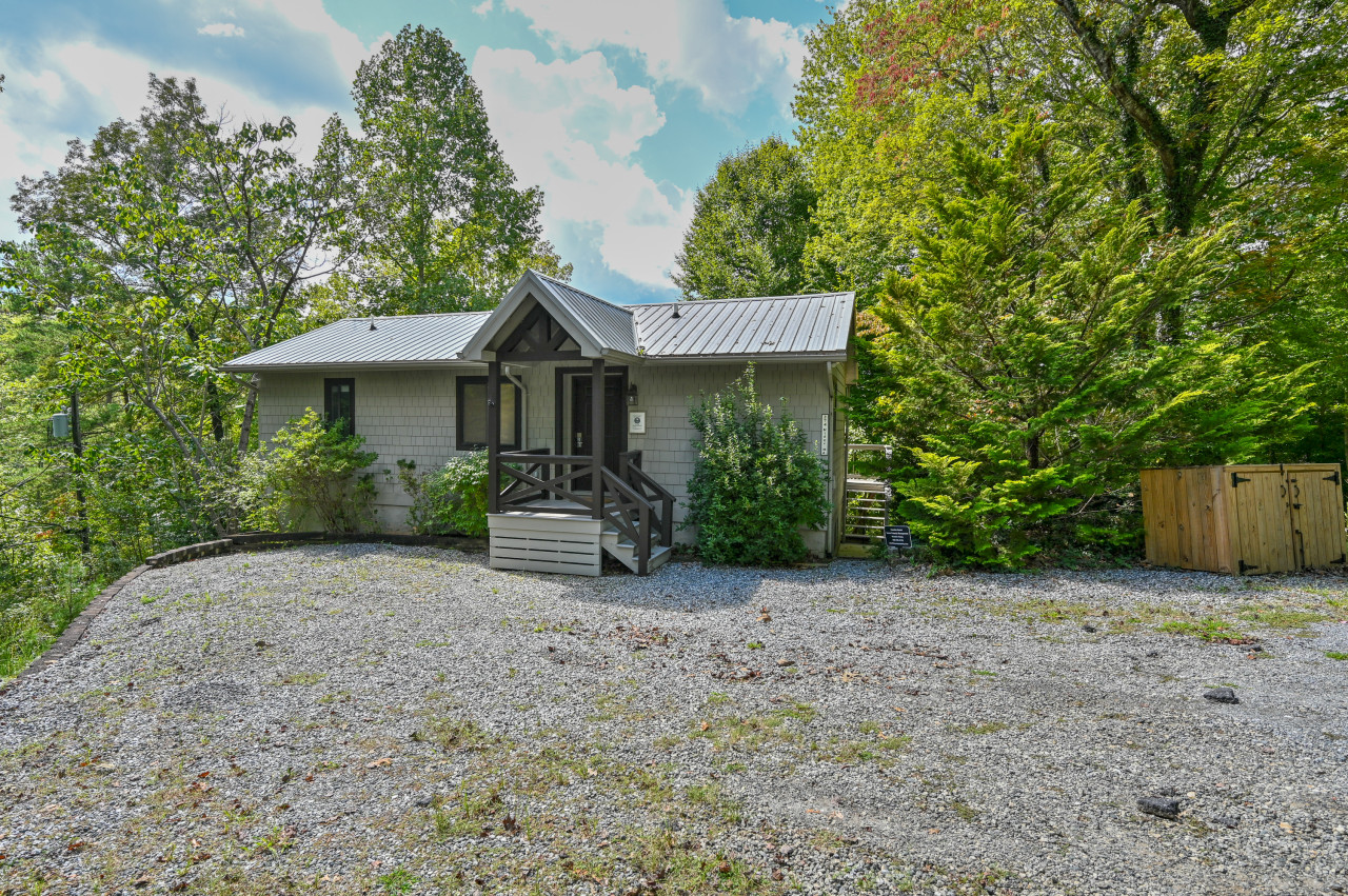 Lake Lure Vista Hideaway