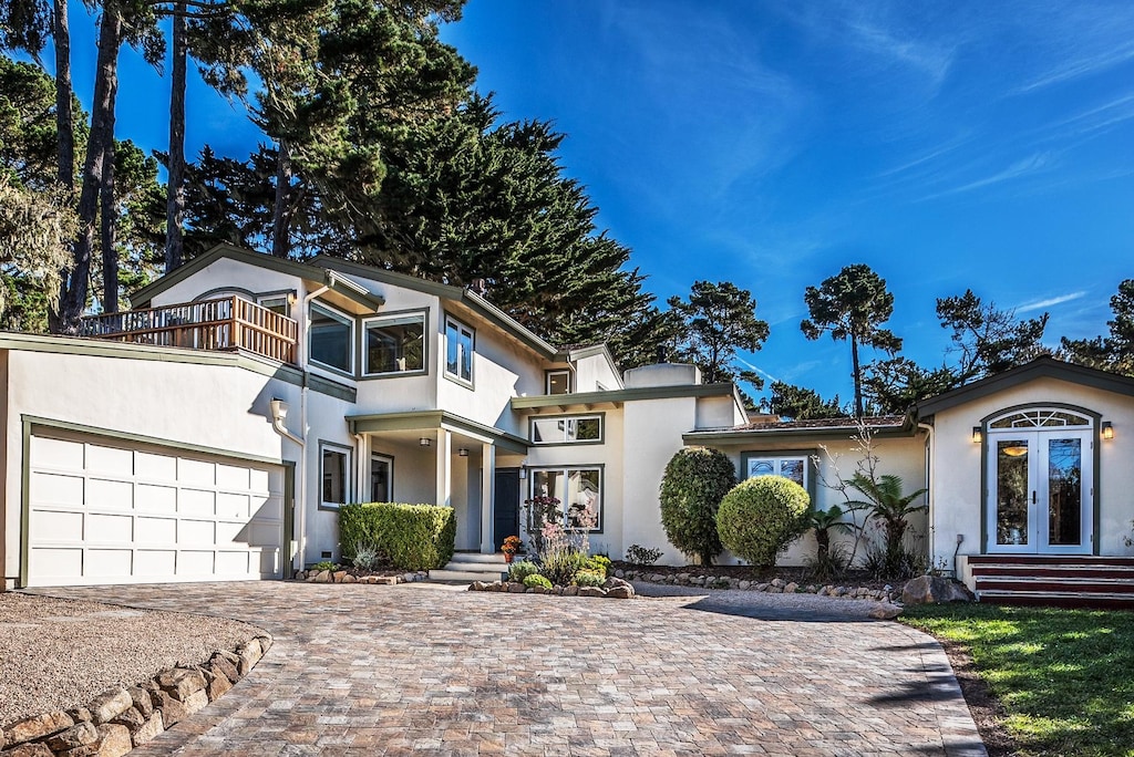 Welcome to "Pacific Whispers"! 