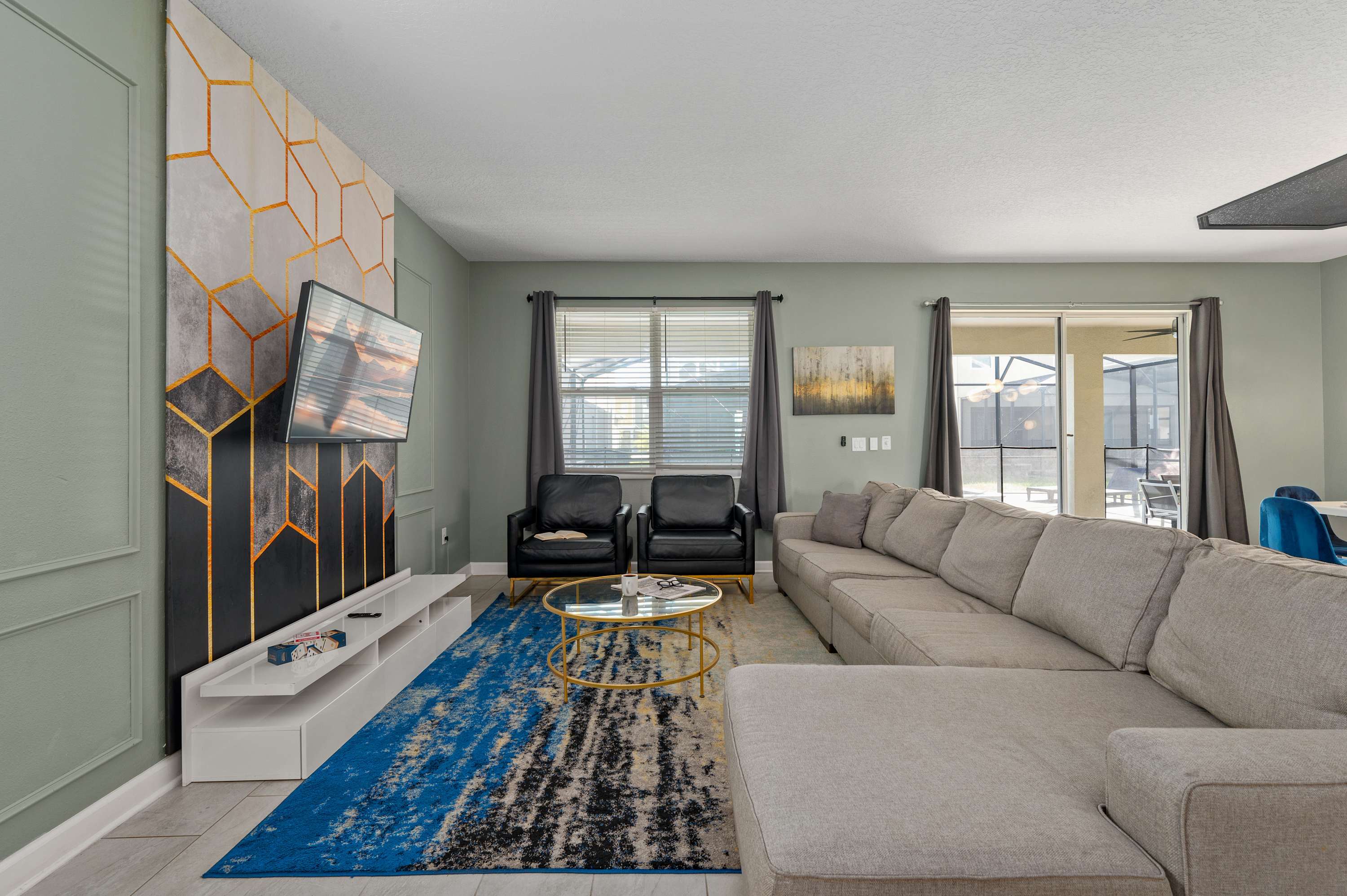 9 MI to Disney w Pool + Arcade + FREE Waterpark 9 MI to Disney w Pool + Arcade + FREE Waterpark