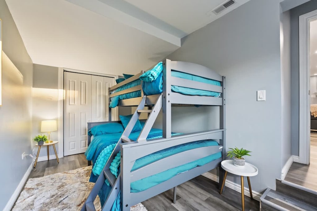 Bedroom 3 - Full and Twin Bed