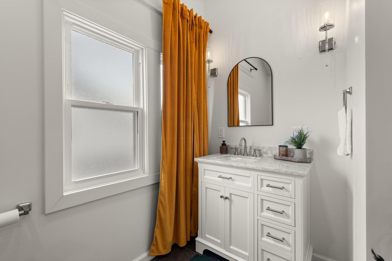 Hot Tub | Game Room | Chic & Spacious | Sleeps 10