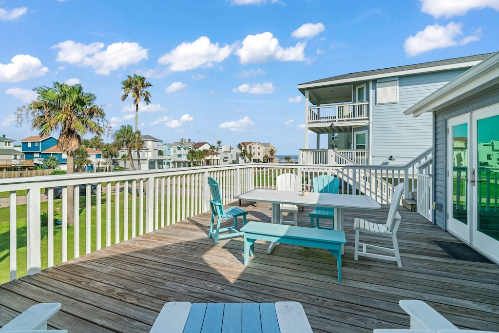Great space to enjoy the breeze.