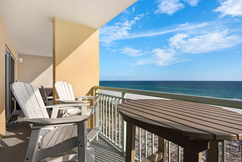 Pelican Isle 512 balcony