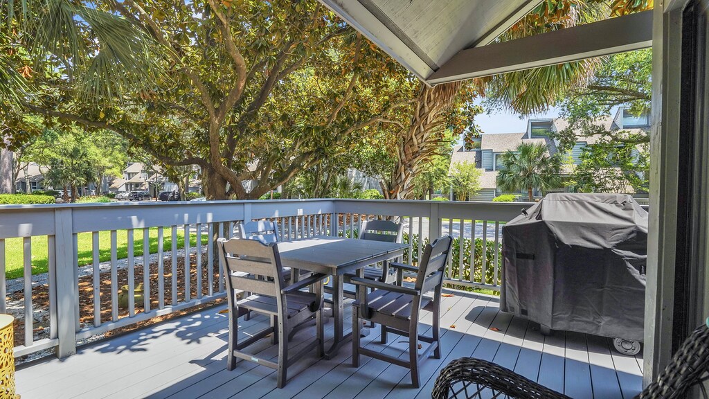 Private Patio with Grill and Pool Views!