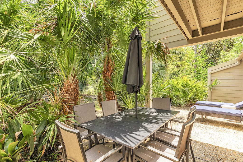 Private Outdoor Oasis