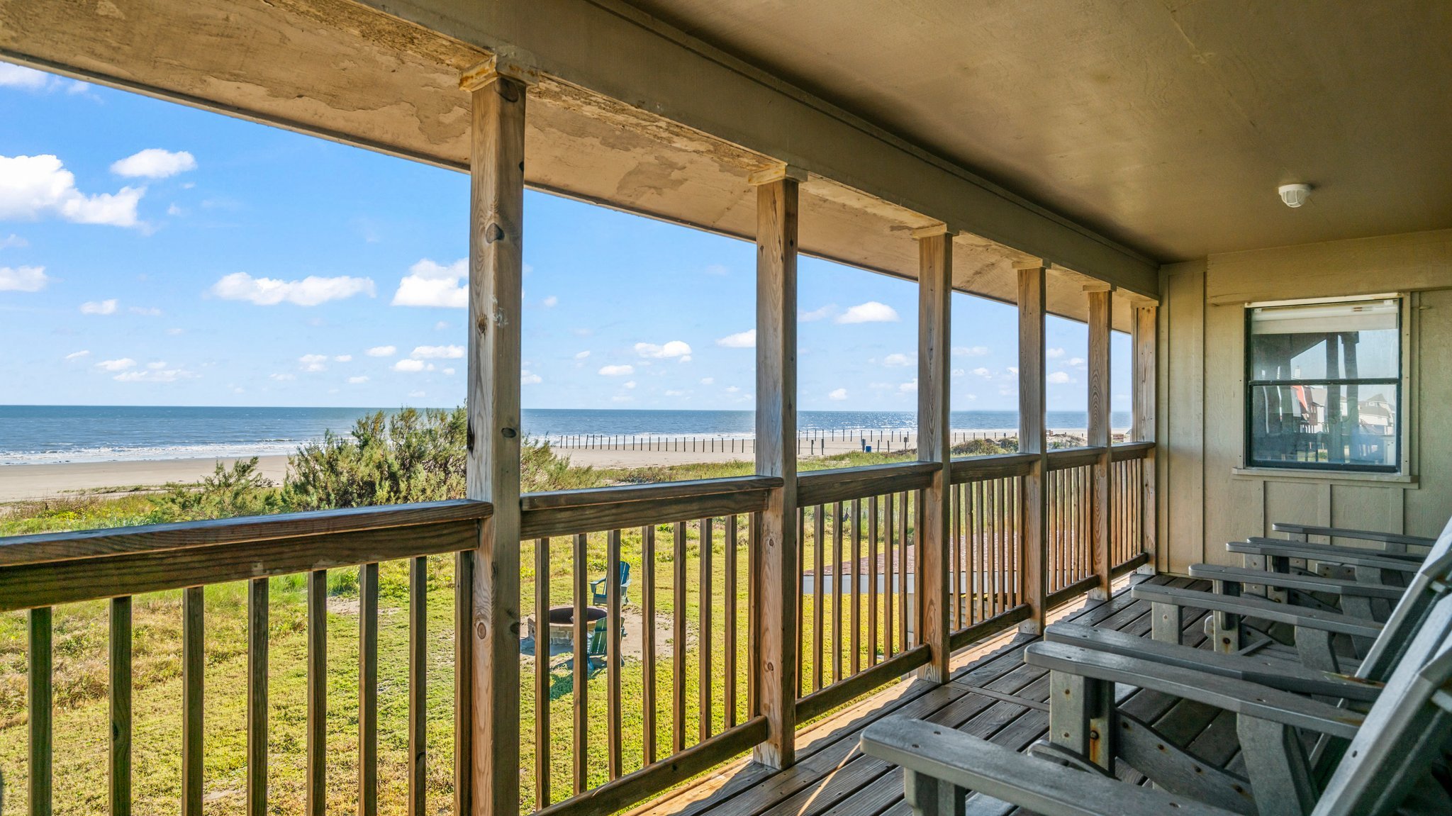 Come stay and be Just-Beachy!