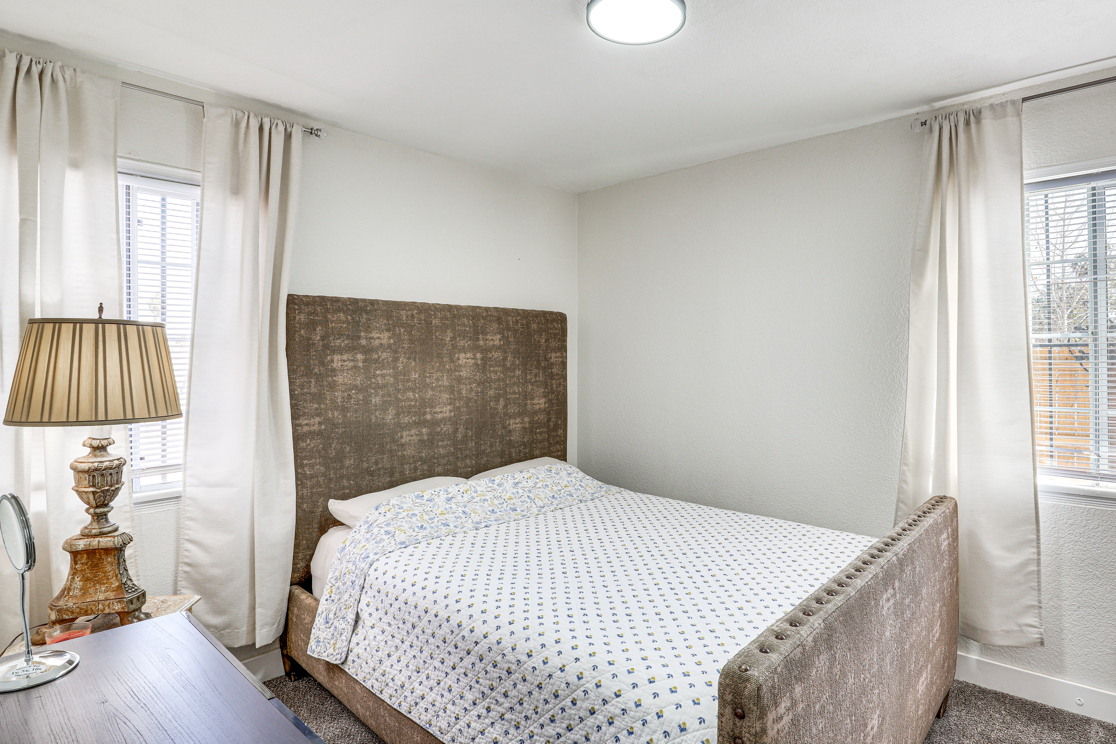 1 Mi to Las Vegas Strip: Home w/ Patio & Grill!