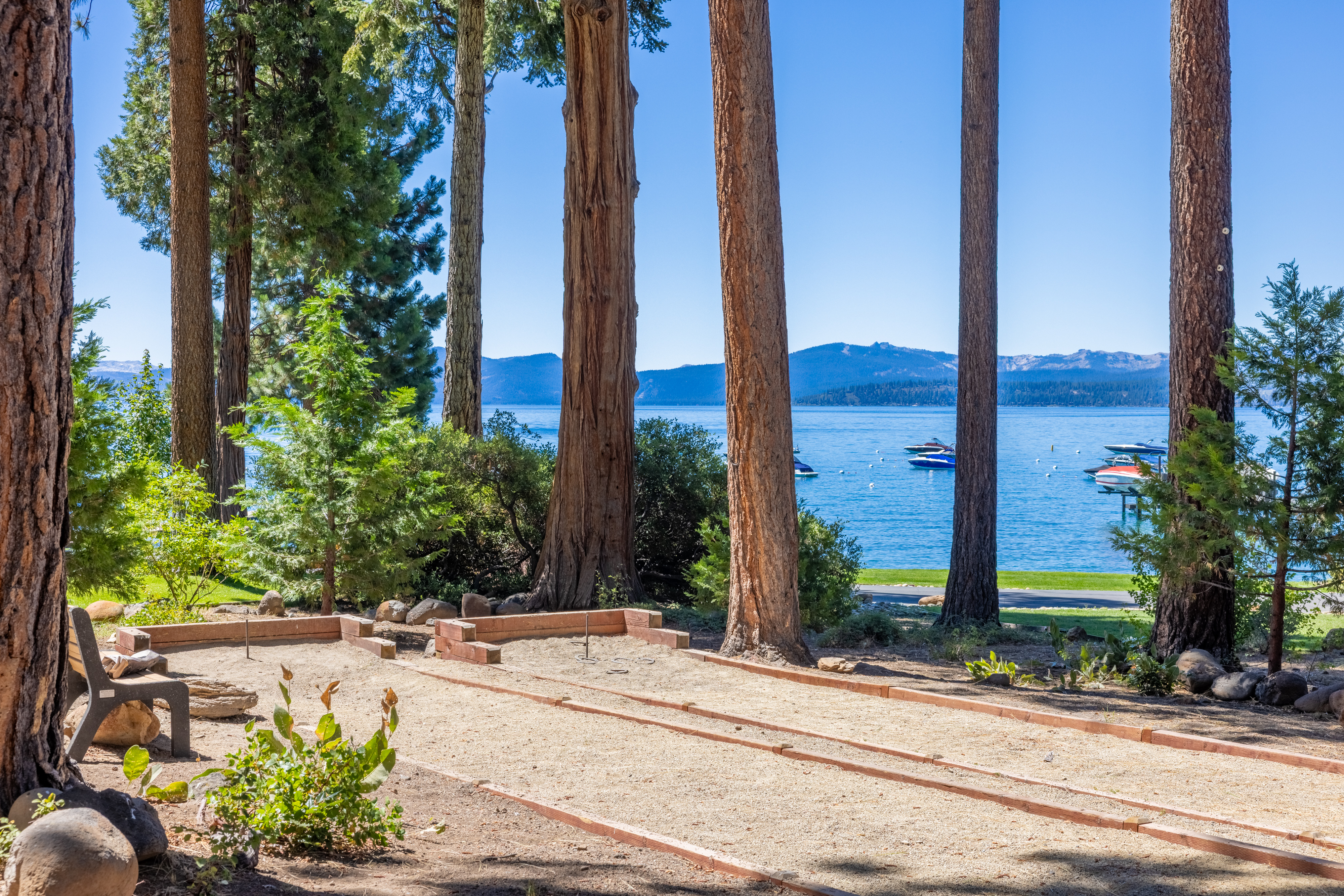 Lakeside Luxe Retreat