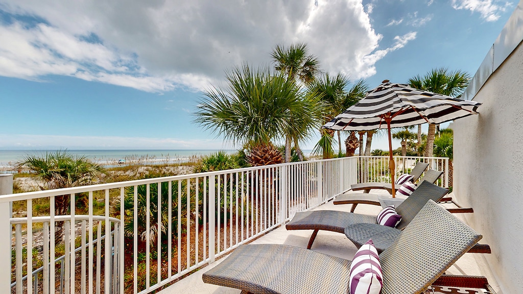 Direct Oceanfront View