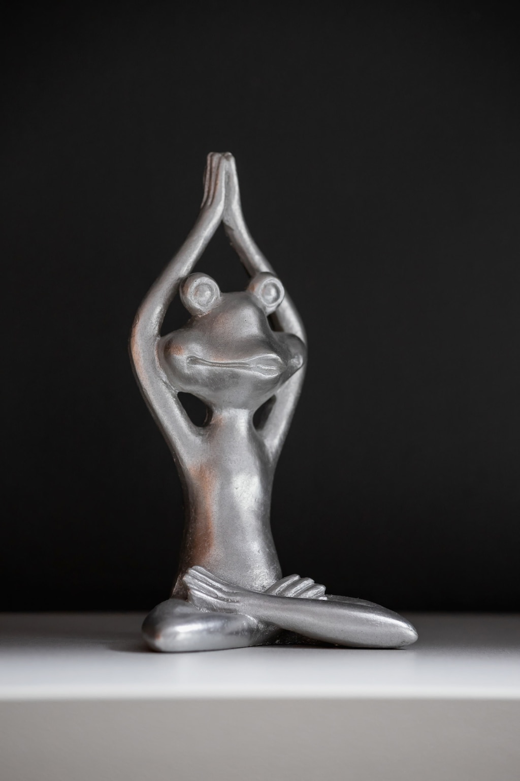 A unique decorative figurine, showcasing an elegant and artistic design.
