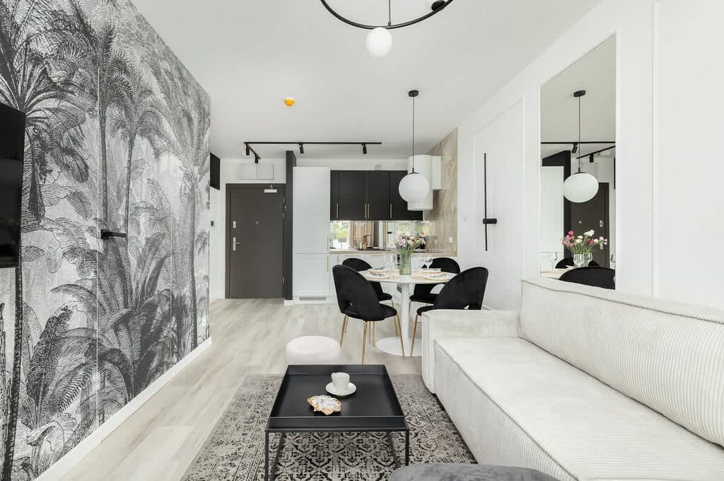 Unwind on the comfortable sofa that can be converted into double bed.