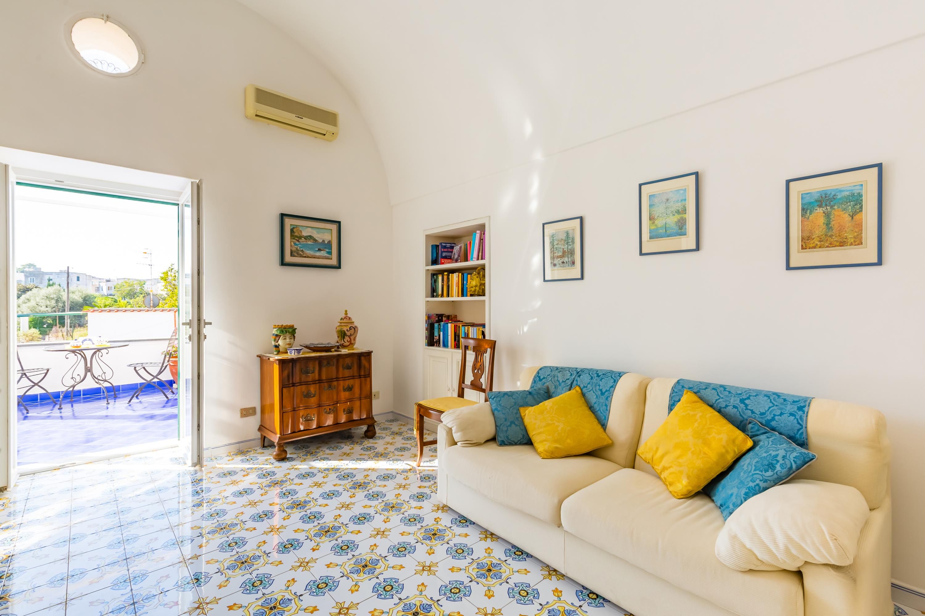 Capri Turquoise by Napoliapartments