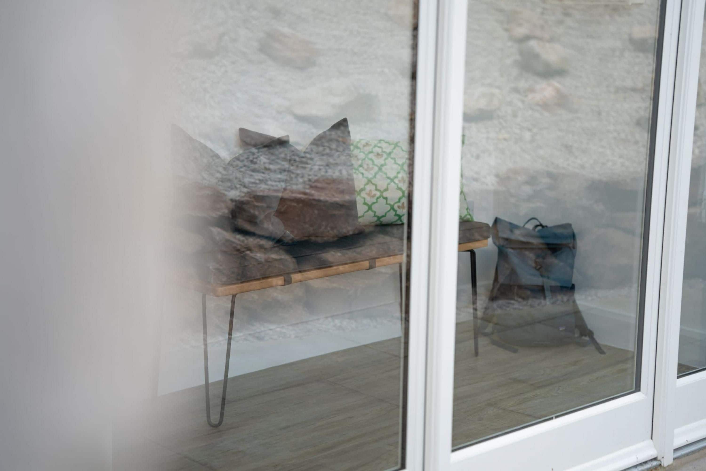 Contemporary Home by LetMeStay Contemporary Home by LetMeStay