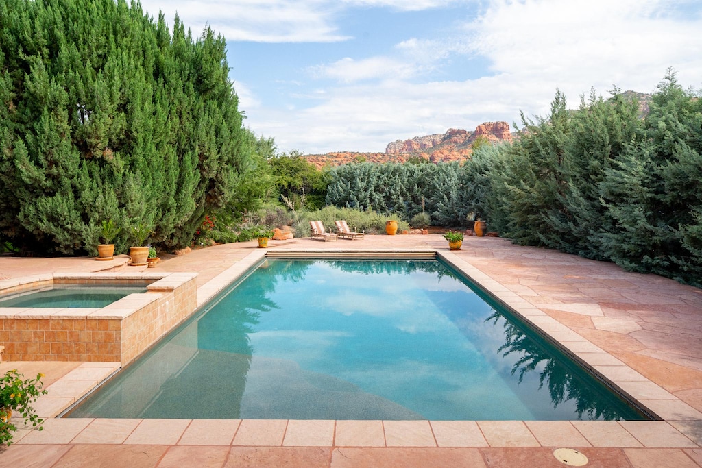 Amazing pool is refreshing in the summer and can be heated in the winter for an additional day fee.