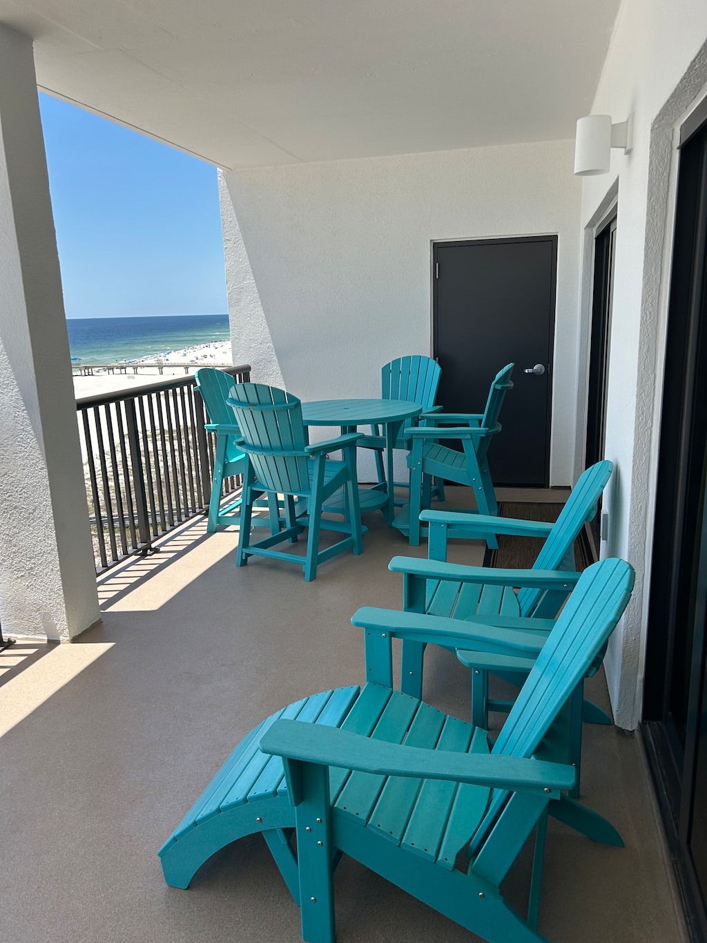 Welcome to The Palms West 813!