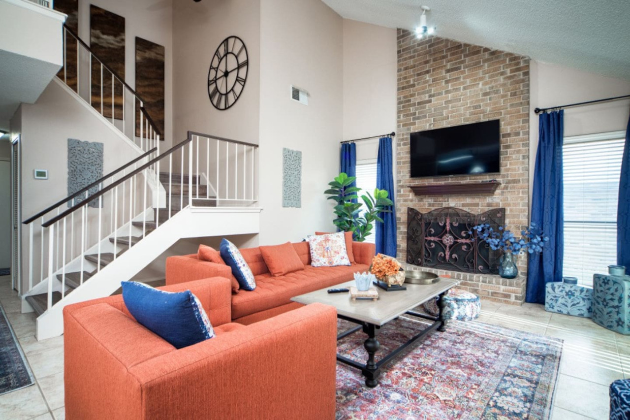 Peaceful Retreat, central location can’t be beat!