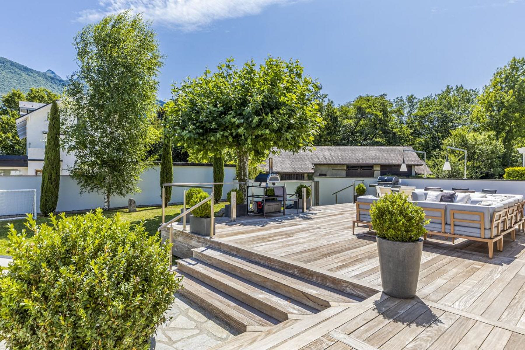 Historic House Just By The Shore Of Lake Annecy