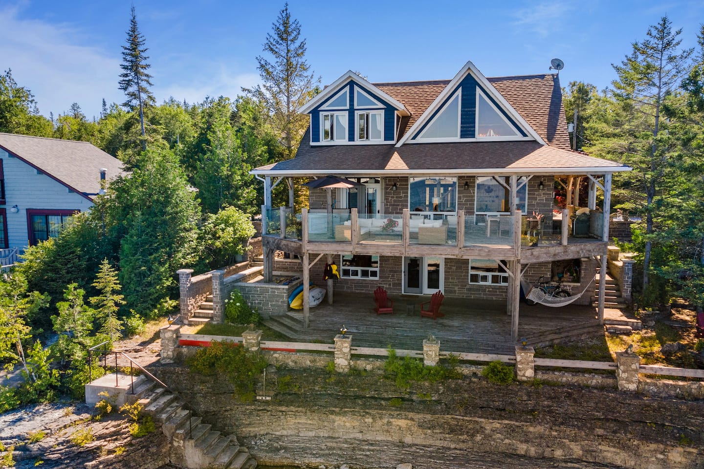 Luxury Waterfront Oasis w/ Hot Tub 