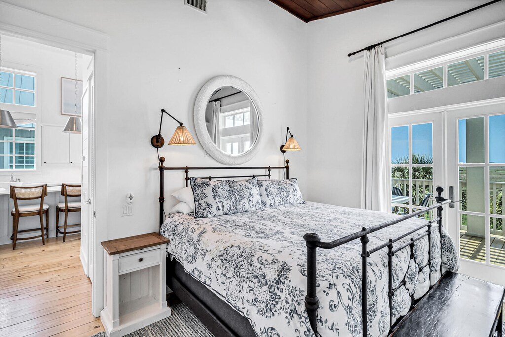 2nd Floor Primary King Suite. 