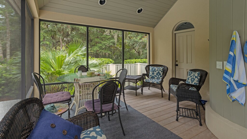 Island breezes and bug-free comfort