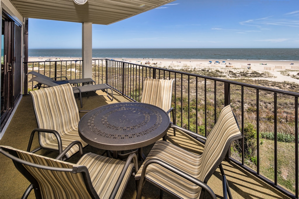 Third floor unit with ocean views