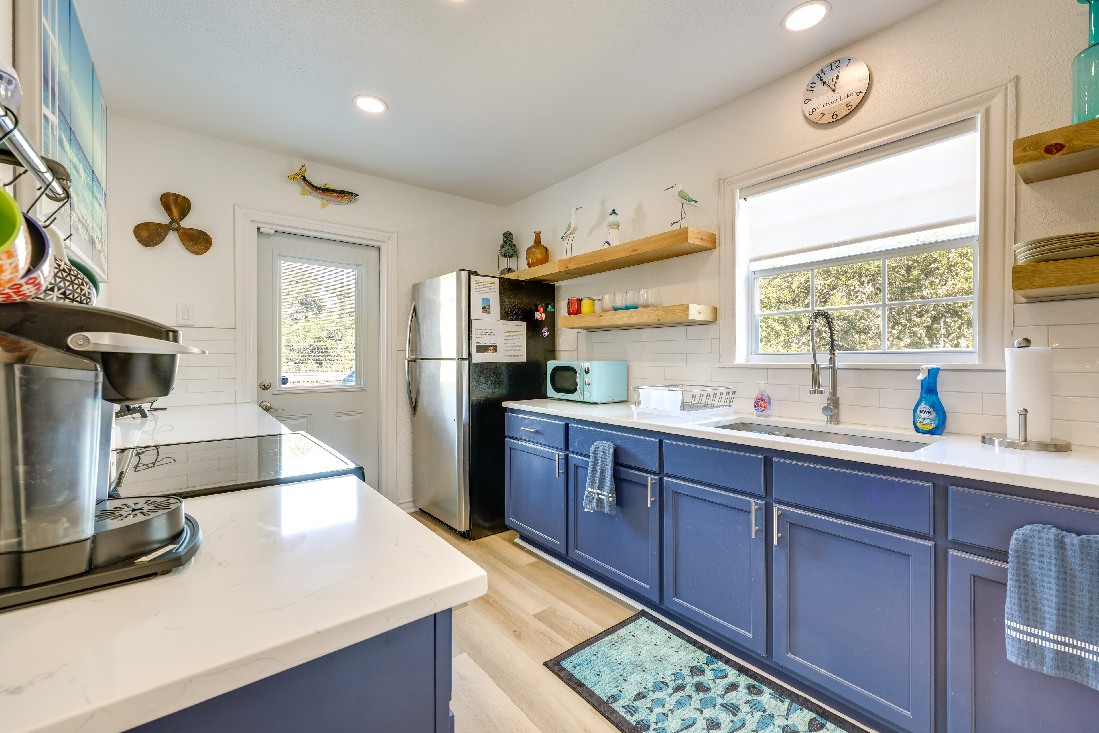 Peaceful Canyon Lake Retreat at Casa del Lago!